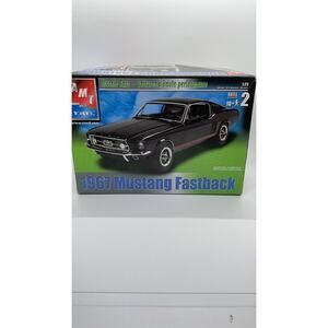 AMT ERTL 1967 Ford Mustang GT Fastback Black 1/25 Model Kit Sealed Inside